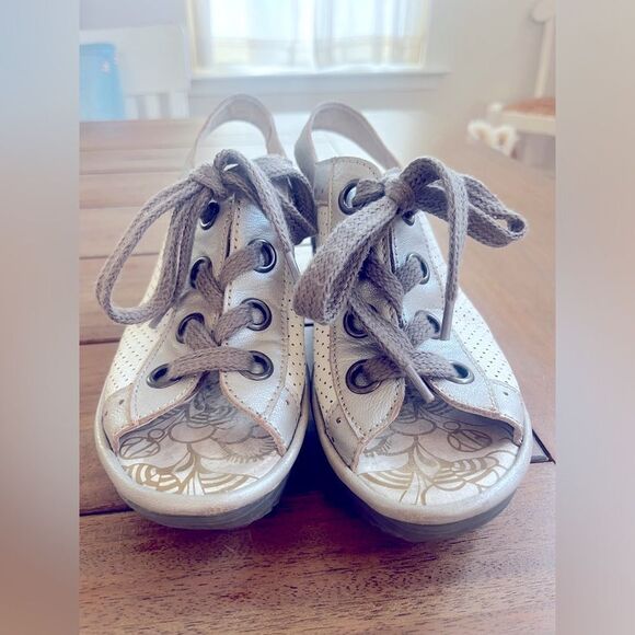 FLY LONDON Stylish Women's Wedge Sandals; Size 37 is US 6.5-7 - Picture 11 of 16